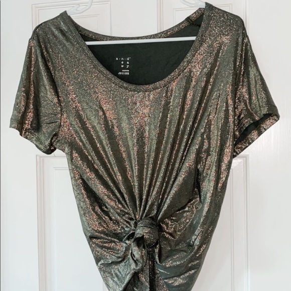 A New Day shimmer top - Picture 1 of 2